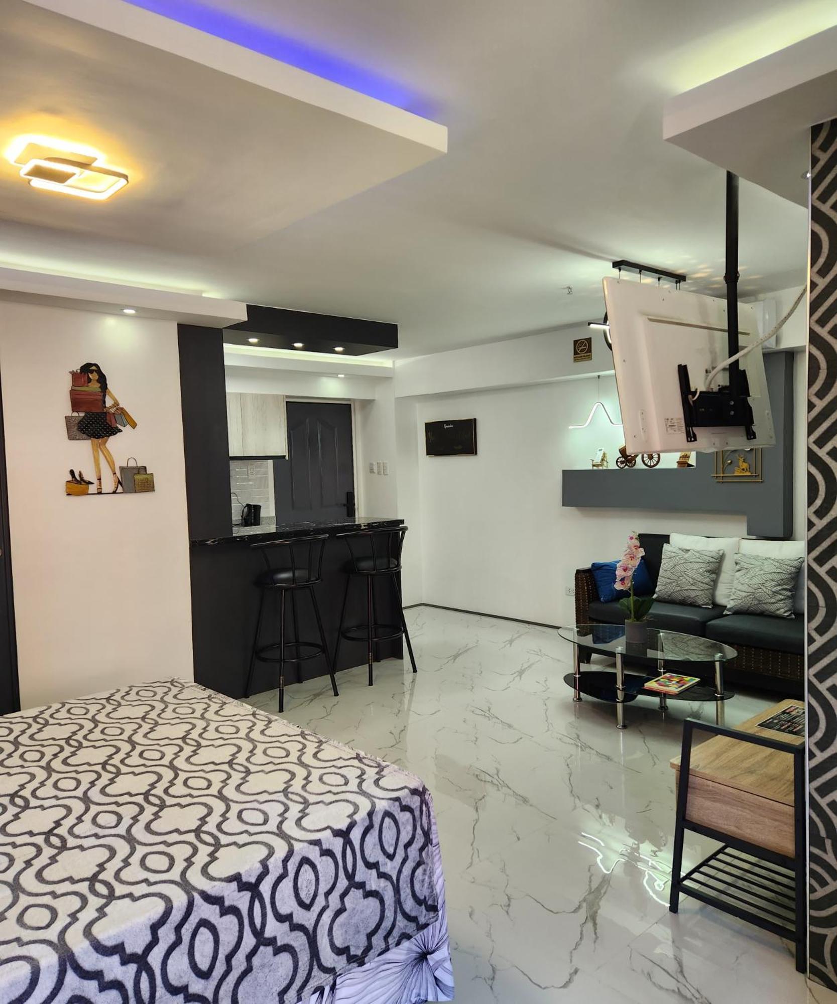 Condo Azur Suites B207 Near Airport, Netflix, Stylish, Cozy With Swimming Pool Lapu-Lapu City Exterior photo