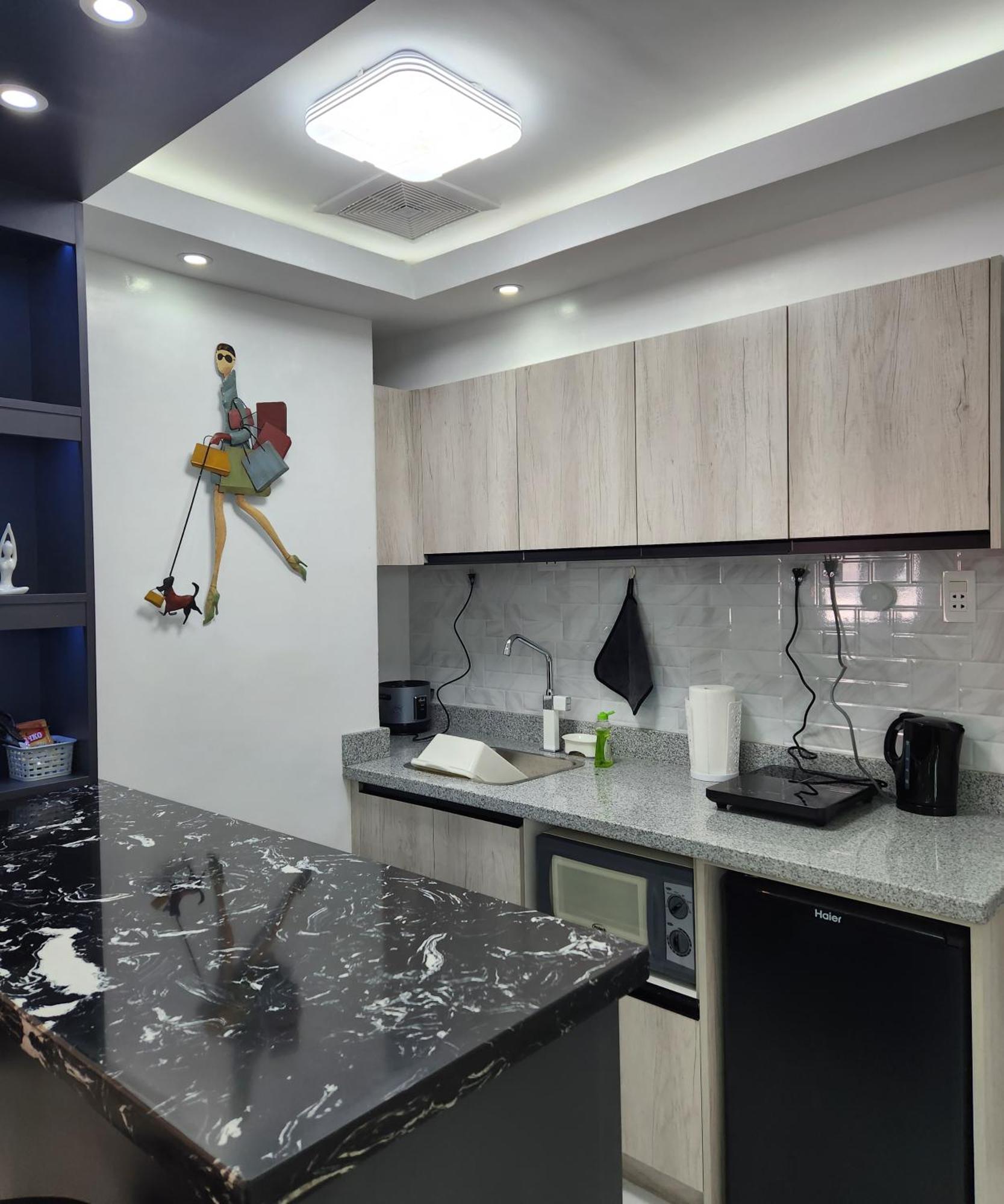 Condo Azur Suites B207 Near Airport, Netflix, Stylish, Cozy With Swimming Pool Lapu-Lapu City Exterior photo